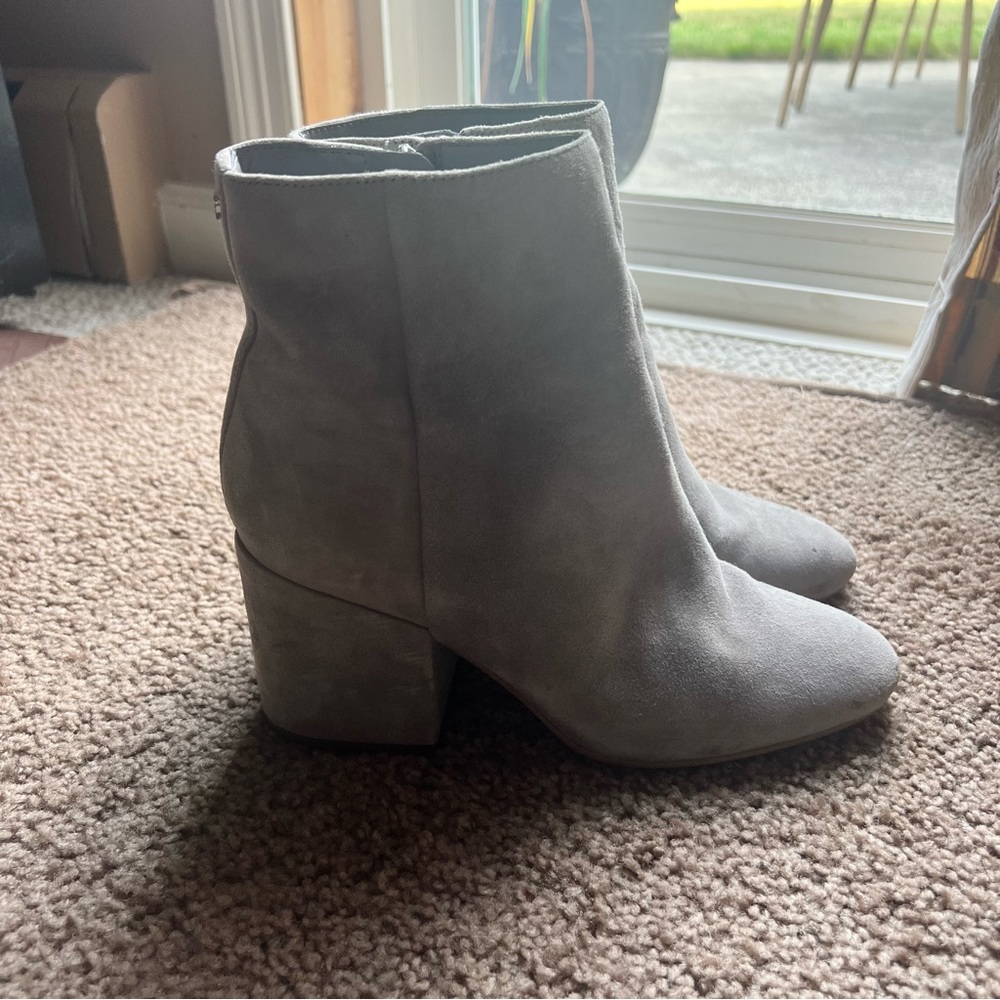 Sam Edelman gray suede booties